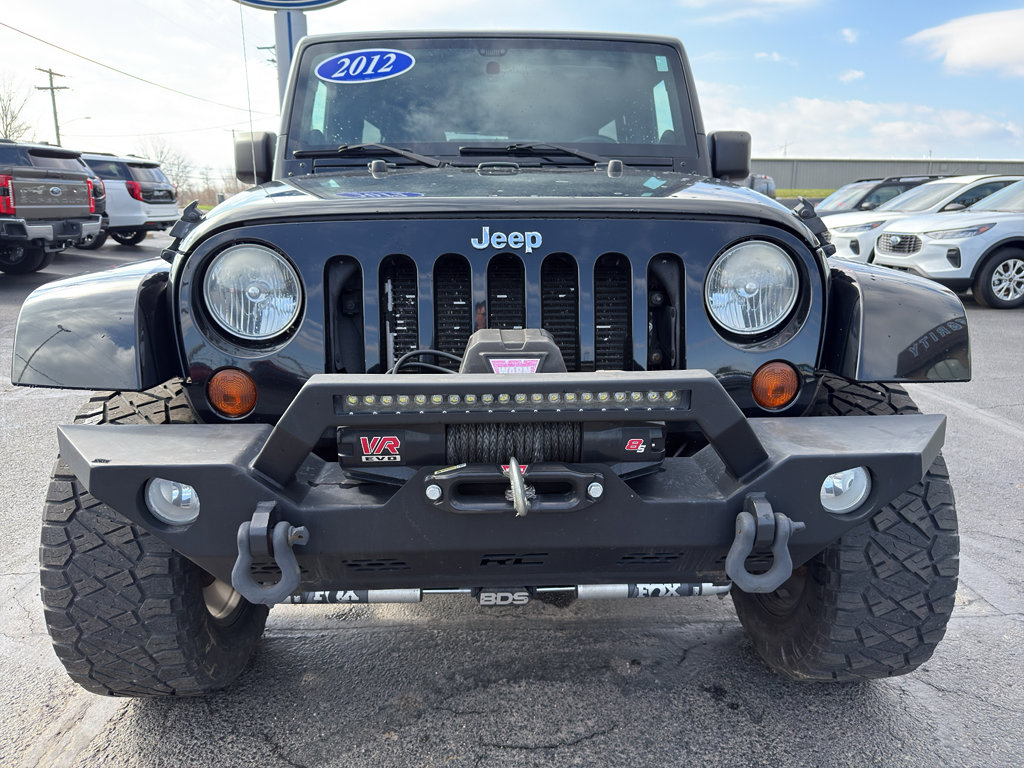 Used 2012 Jeep Wrangler Unlimited Sahara w/ Dual Top Group AWD/4WD image 5