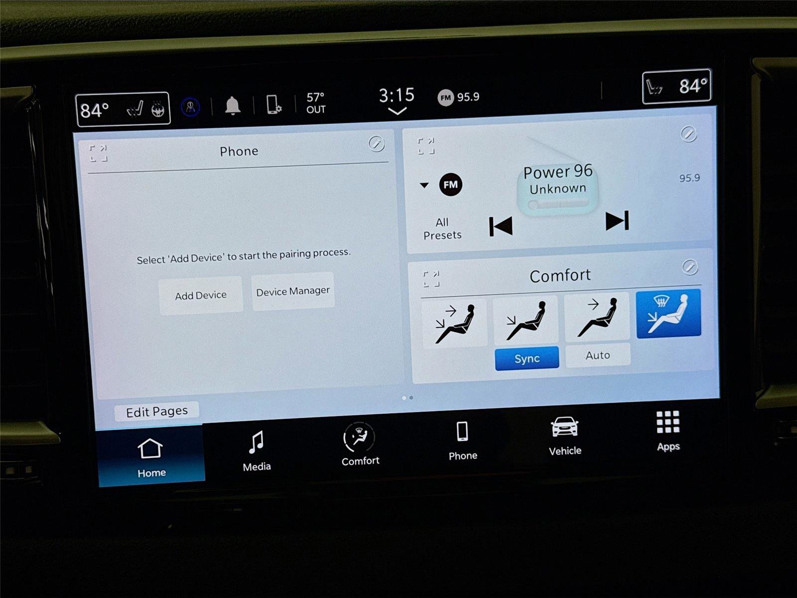 Used 2023 Chrysler Pacifica Touring-L image 8