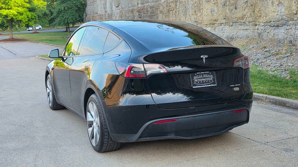 Used 2021 Tesla Model Y Long Range AWD/4WD image 7
