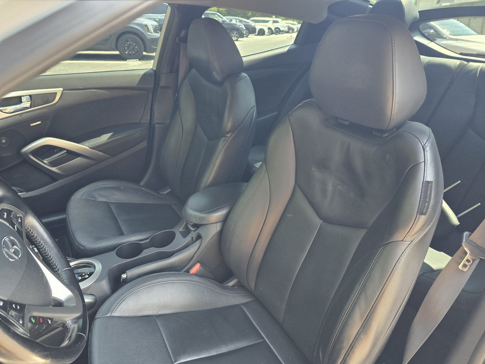 Used 2015 Hyundai Veloster RE:FLEX Edition FWD image 12