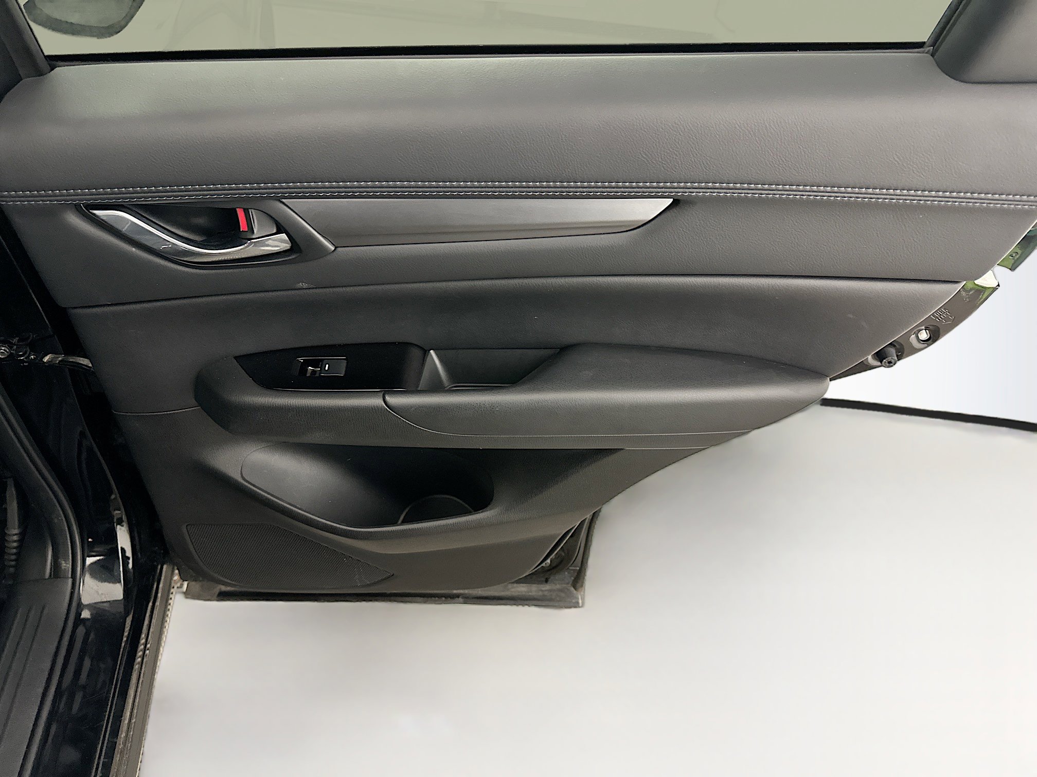 Used 2025 MAZDA CX-5 AWD 2.5 S w/ Preferred Package image 32