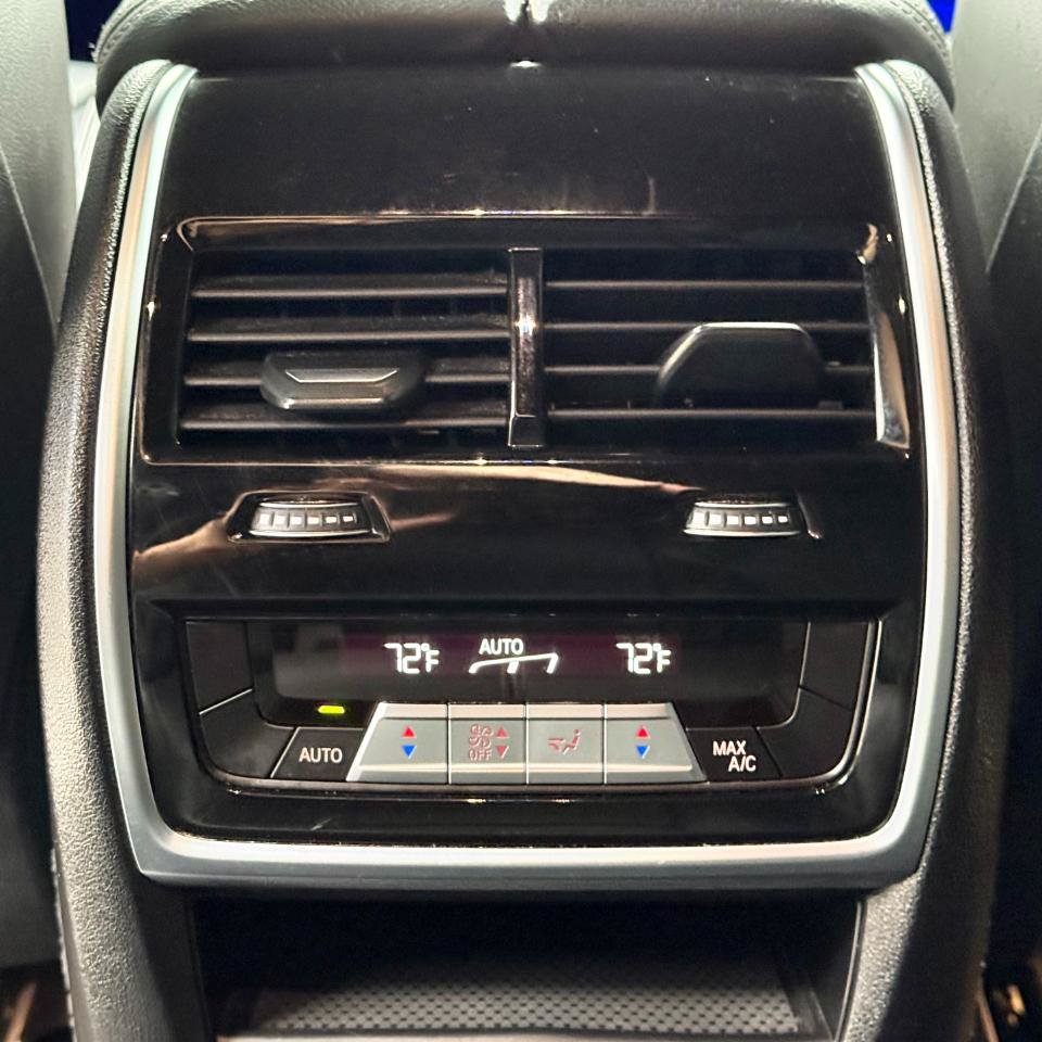 Used 2020 BMW X6 sDrive40i w/ M Sport Package RWD image 17