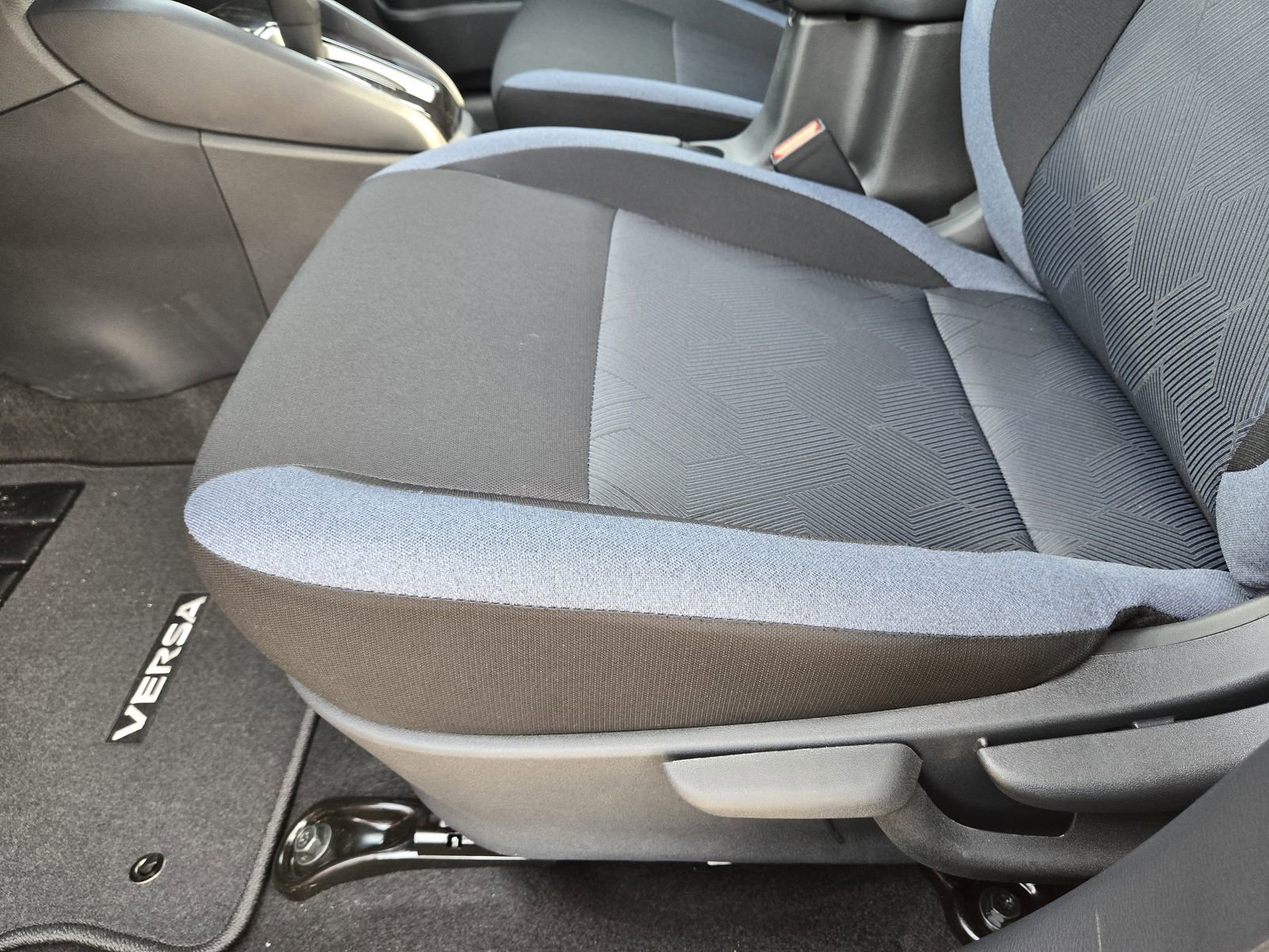 New 2025 Nissan Versa SV w/ Trunk Package image 22