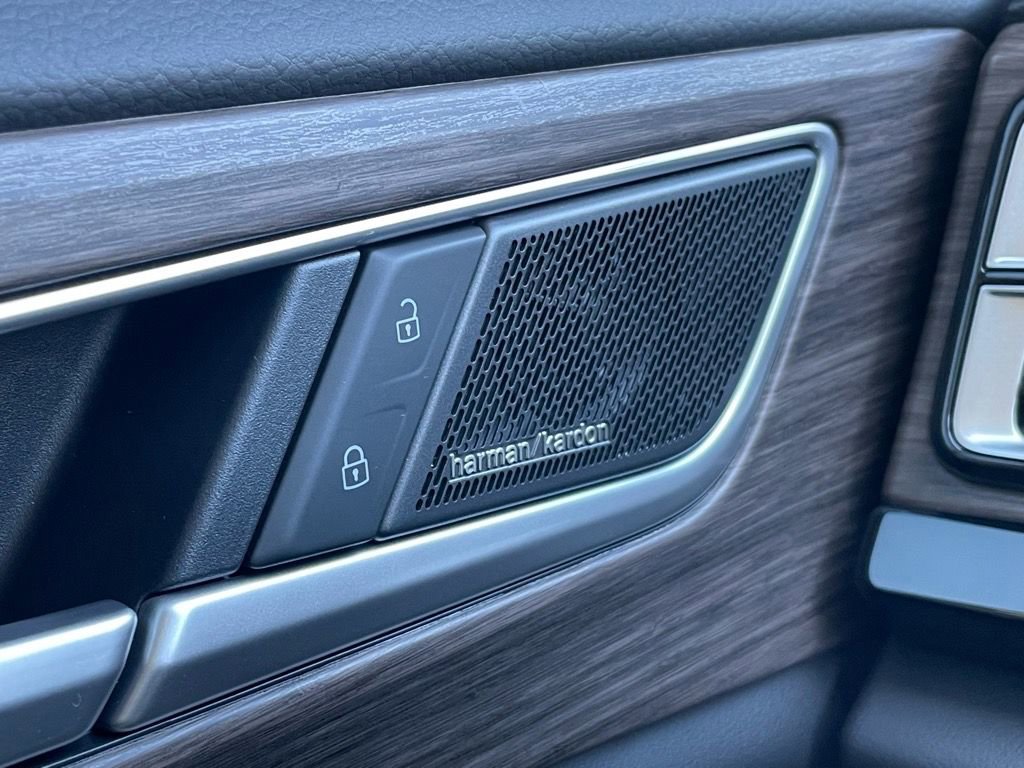 New 2026 Volkswagen Atlas SEL Premium R-Line AWD/4WD image 13