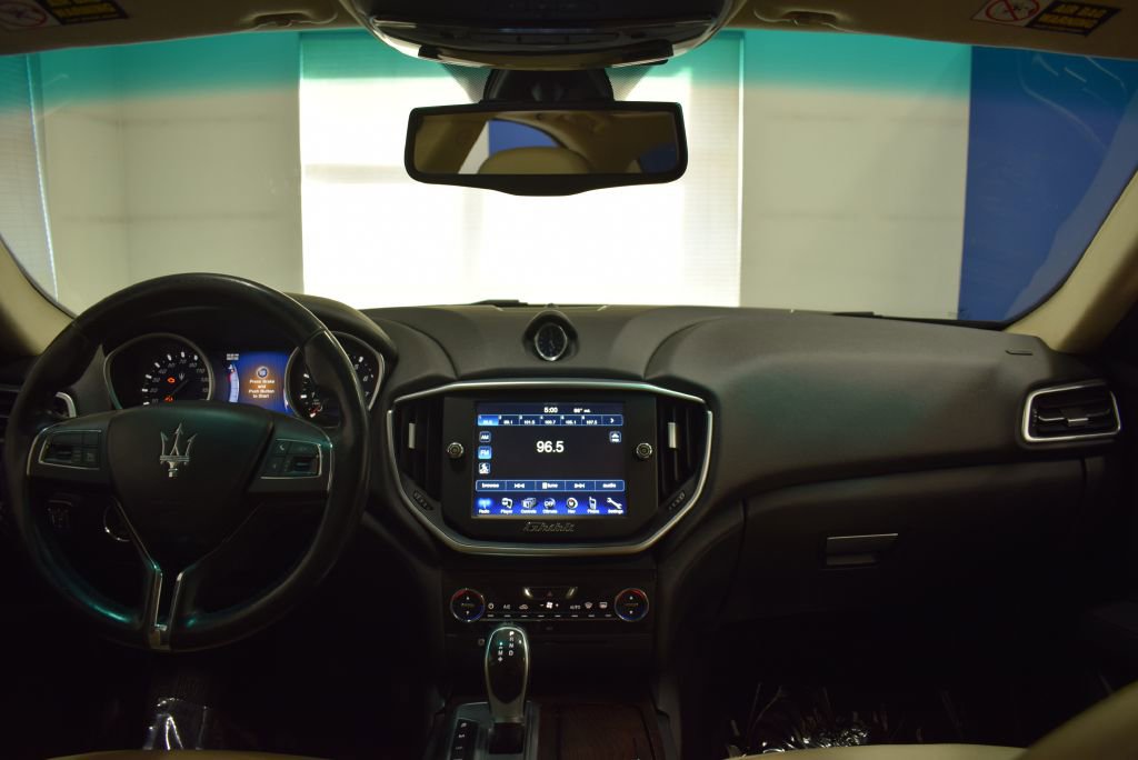 Used 2014 Maserati Ghibli image 11