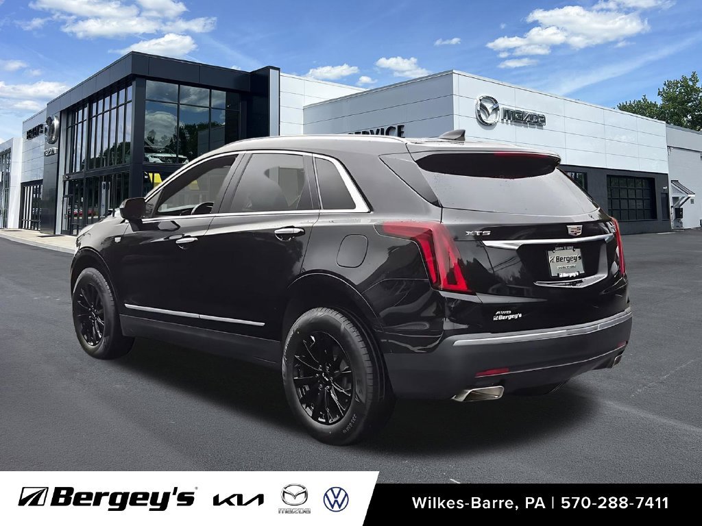 Used 2022 Cadillac XT5 Luxury AWD/4WD image 16