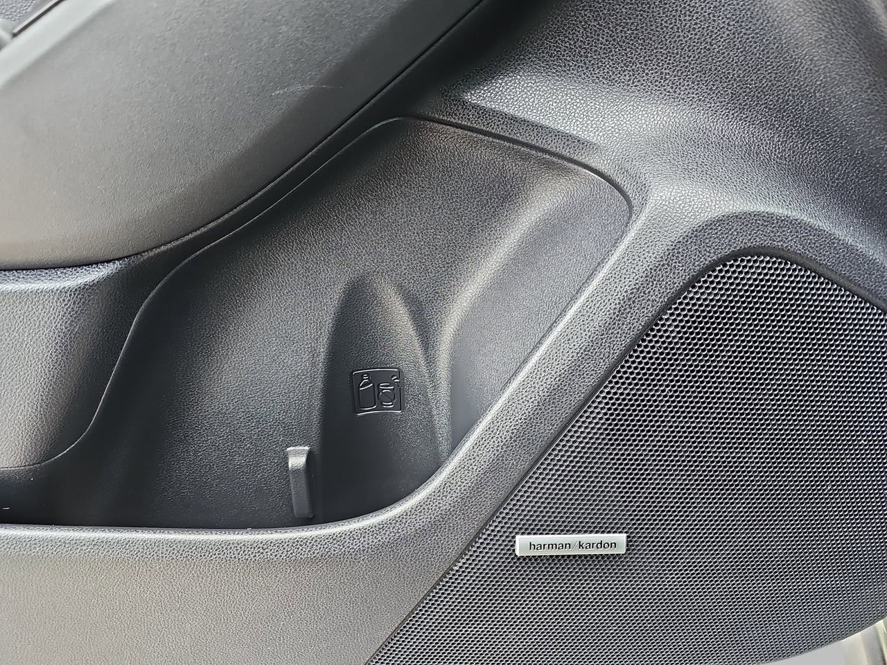 Certified 2024 Subaru Crosstrek 2.5i Limited image 32