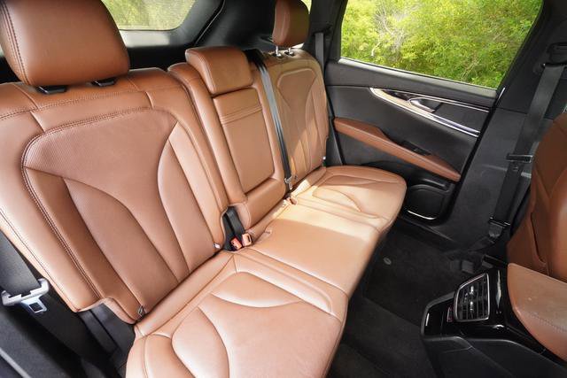 Used 2023 Lincoln Nautilus Reserve image 25