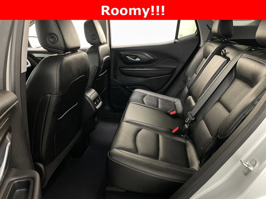 Used 2022 GMC Terrain SLT w/ Infotainment Package II AWD/4WD image 13