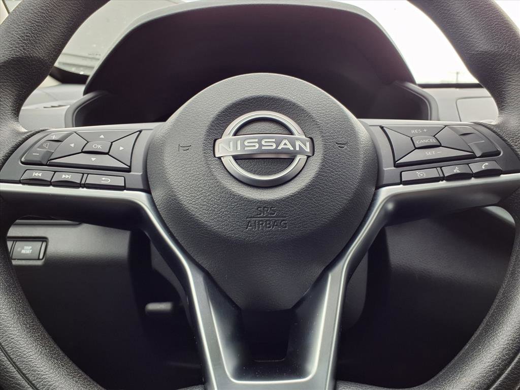 Used 2024 Nissan Altima 2.5 SV image 39