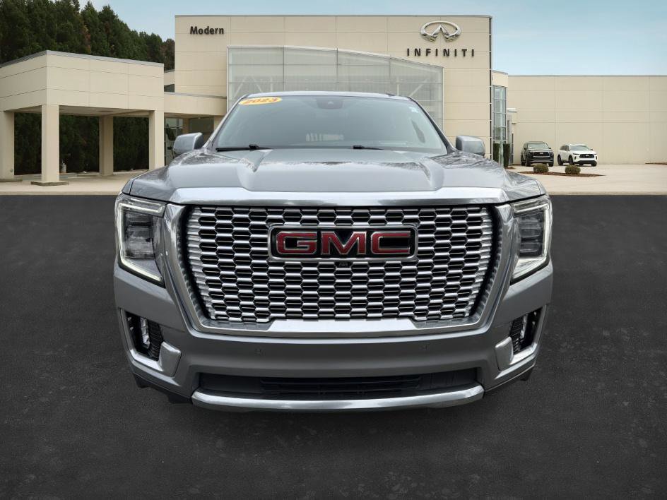 Used 2023 GMC Yukon Denali image 2