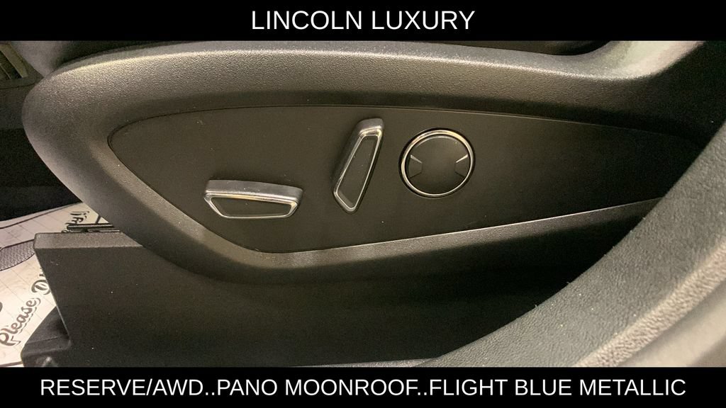 Used 2023 Lincoln Nautilus Reserve AWD/4WD image 32