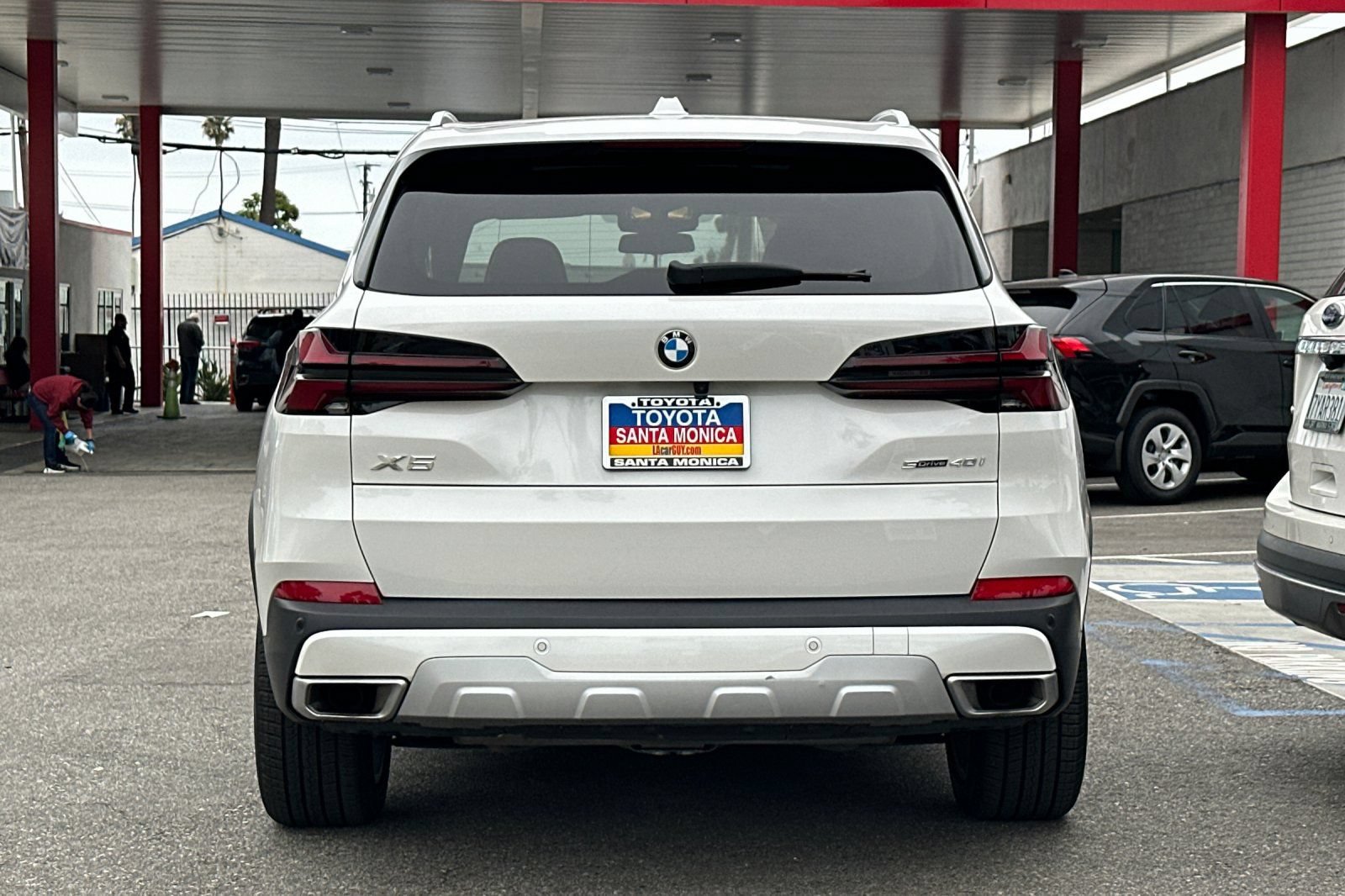 Used 2025 BMW X5 sDrive40i RWD image 4