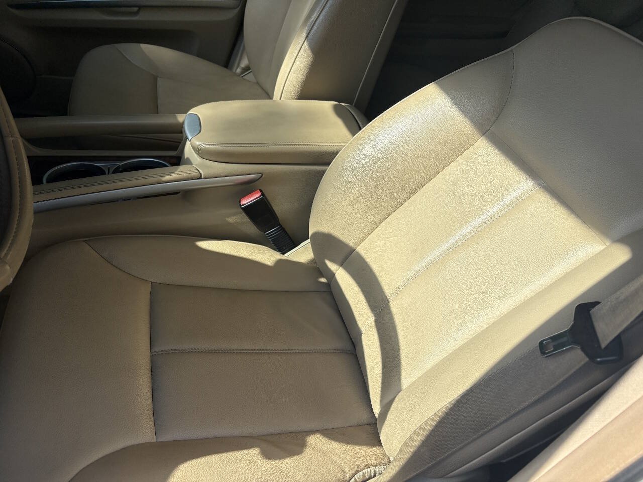 Used 2012 Mercedes-Benz GL 450 4MATIC w/ Premium 1 Pkg image 22