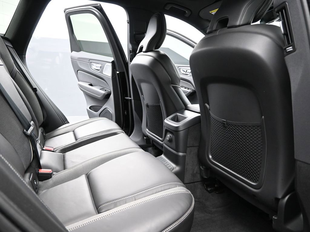 Used 2021 Volvo XC60 T8 R-Design w/ Advanced Package image 21