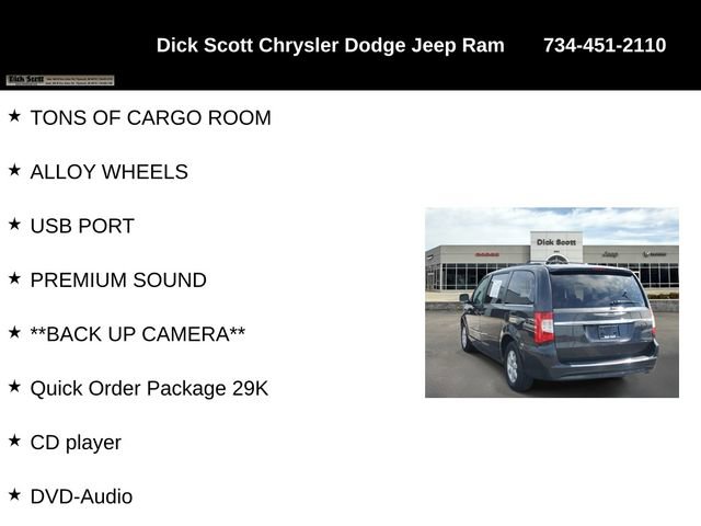 Used 2012 Chrysler Town & Country Touring w/ Entertainment Group #1 FWD image 16