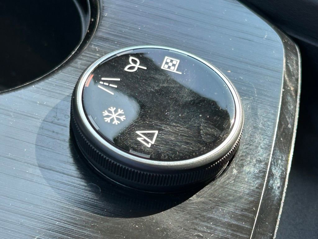 Used 2023 Nissan Rogue SV AWD/4WD image 39