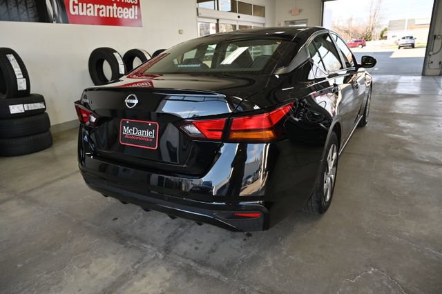 Used 2024 Nissan Altima 2.5 S image 6