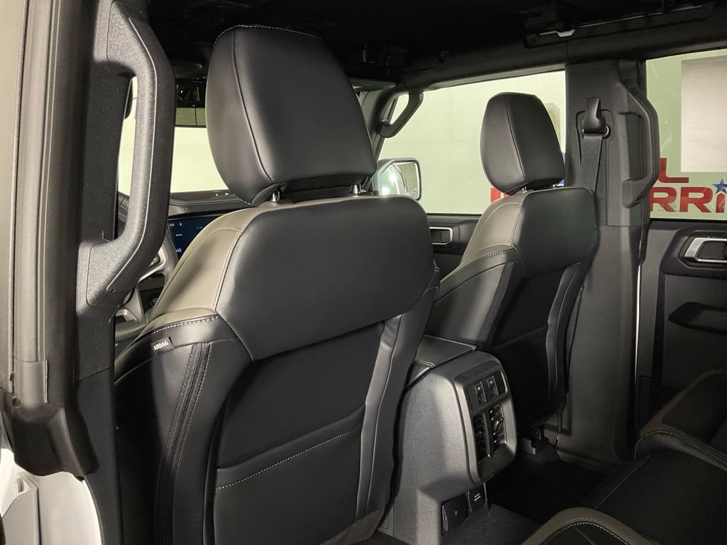 New 2026 Ford Bronco Outer Banks AWD/4WD image 15