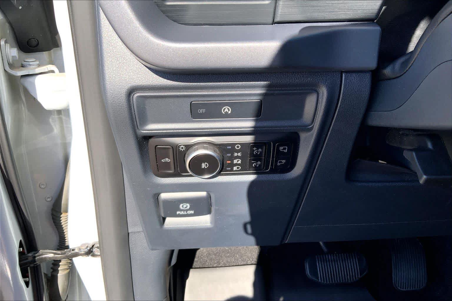 Used 2025 Ford F150 XLT w/ Equipment Group 302A MID AWD/4WD image 32