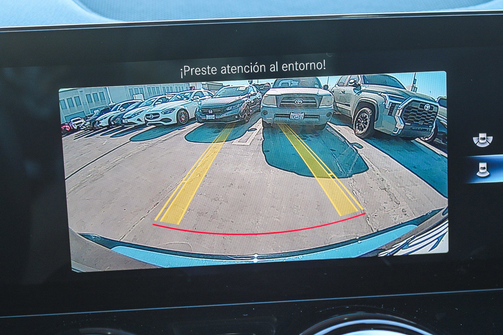 Used 2022 Mercedes-Benz GLB 250 image 25