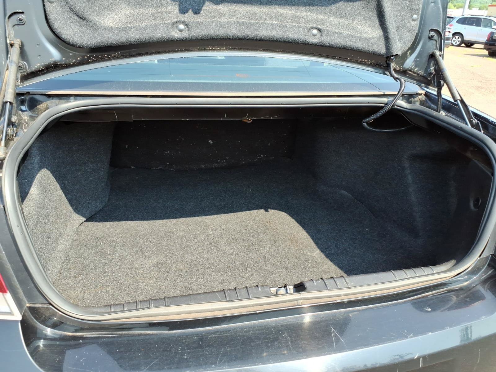 Used 2014 Chevrolet Impala Limited LS FWD image 12