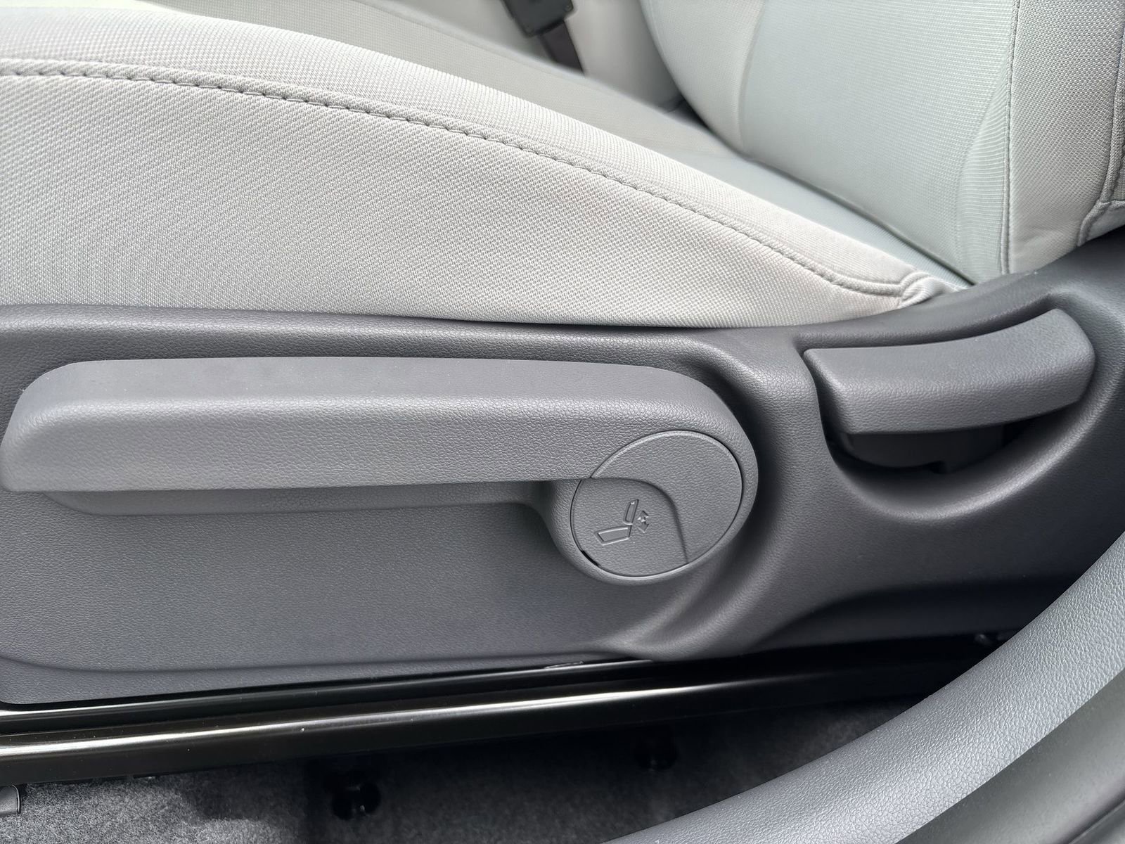 Certified 2026 Hyundai Kona SEL Sport image 15