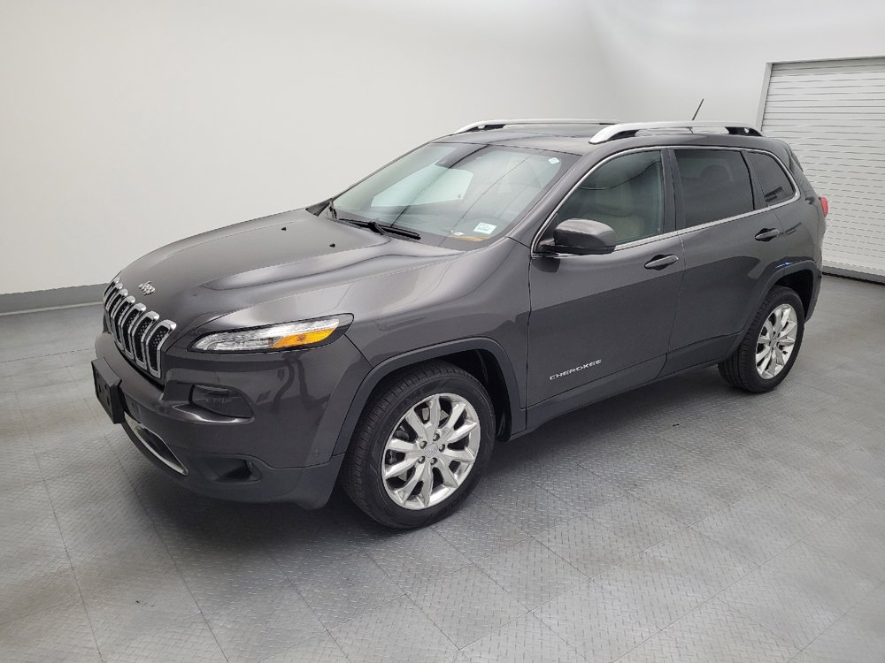 Used 2015 Jeep Cherokee Limited w/ Technology Group FWD image 2