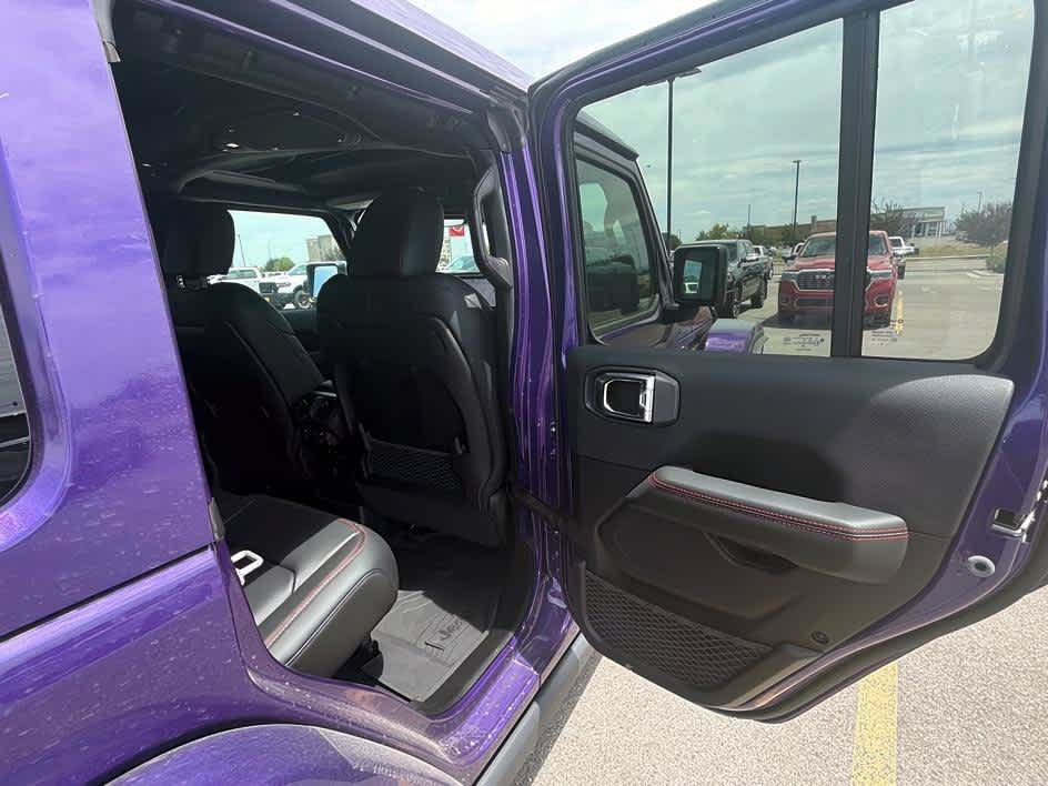 New 2026 Jeep Wrangler Unlimited Rubicon AWD/4WD image 25