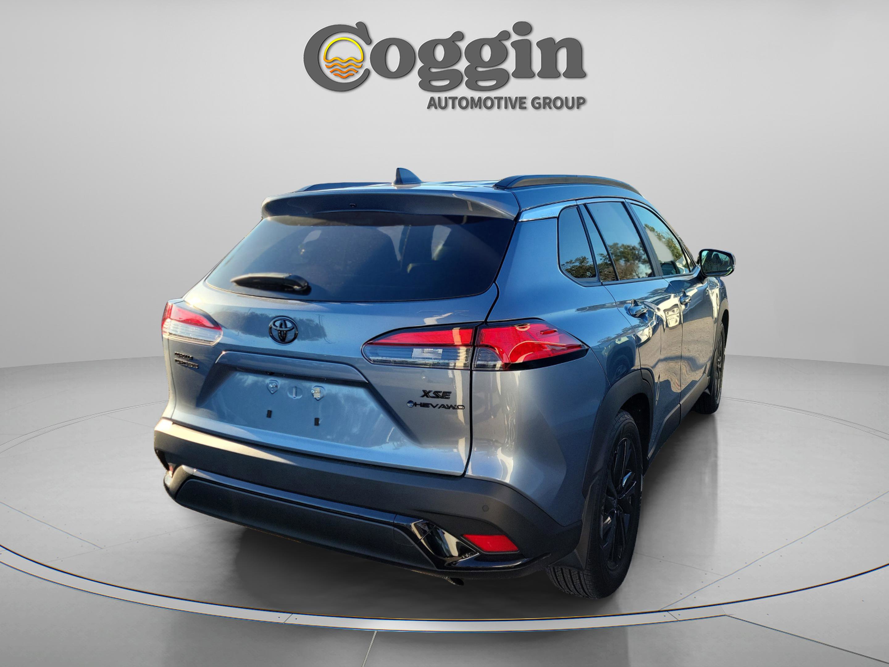 Used 2026 Toyota Corolla Cross XSE image 4