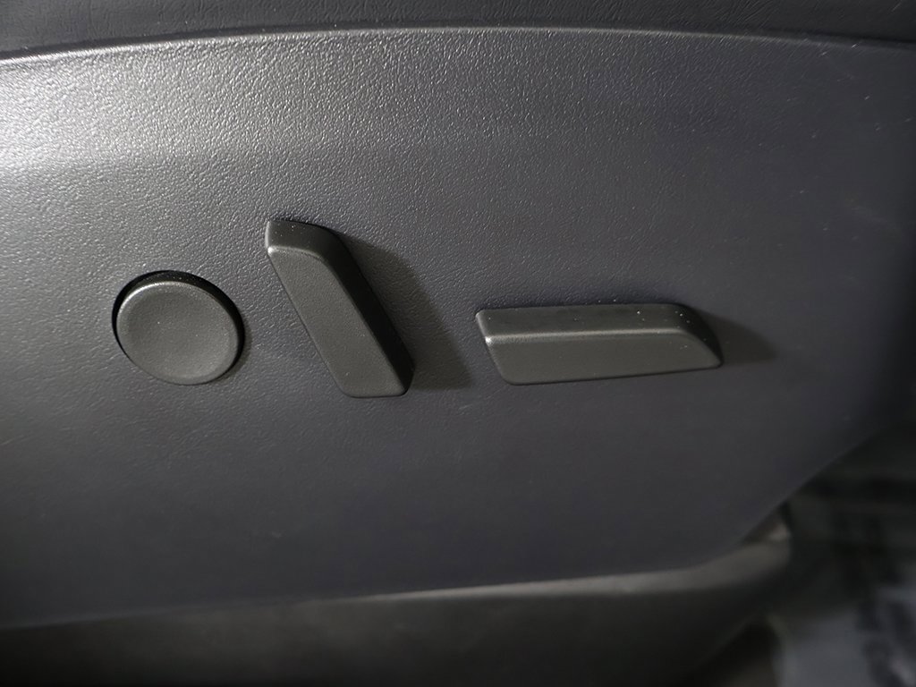 Used 2020 Tesla Model X Long Range image 31