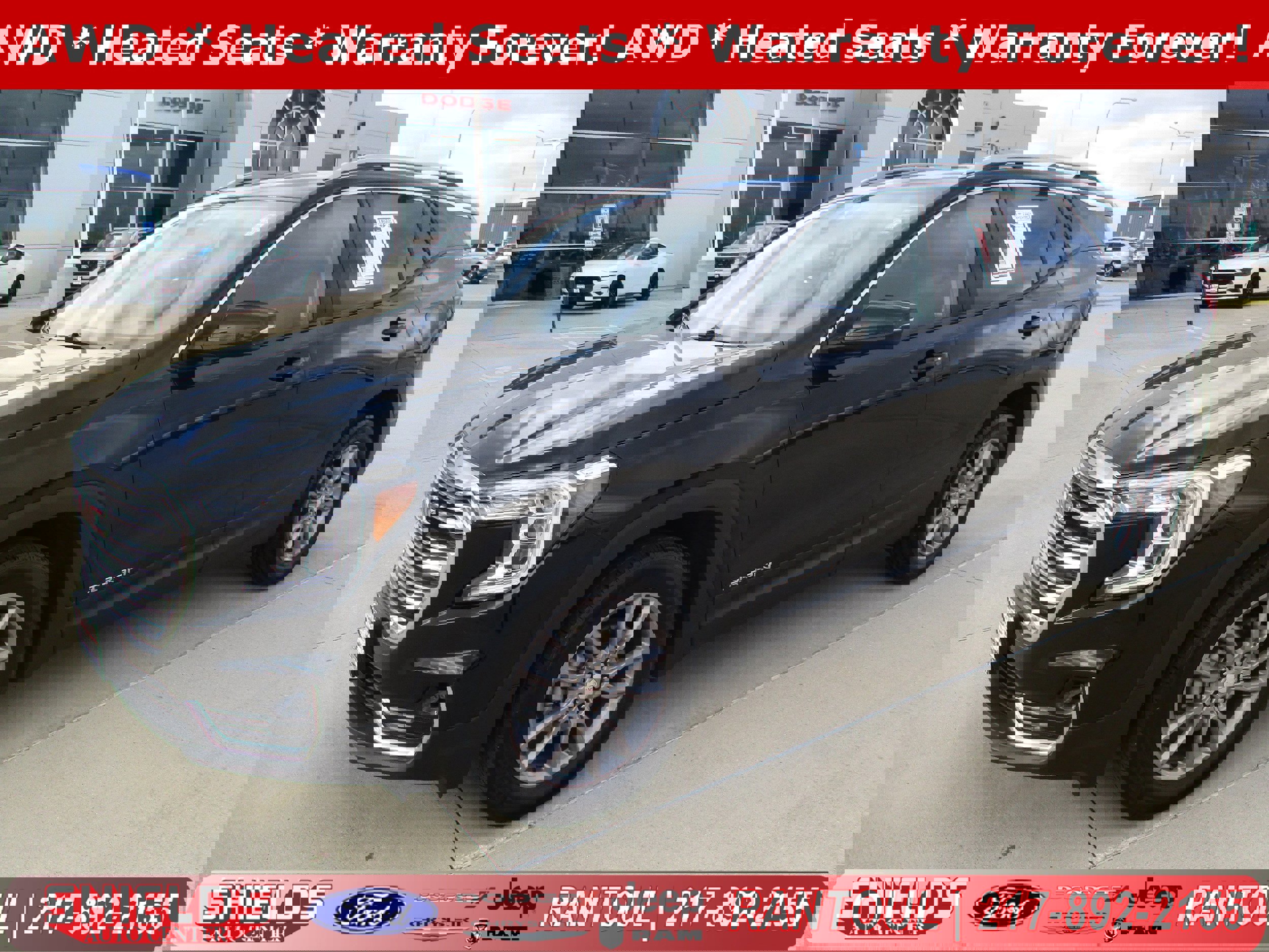 Used 2024 GMC Terrain SLT image 1
