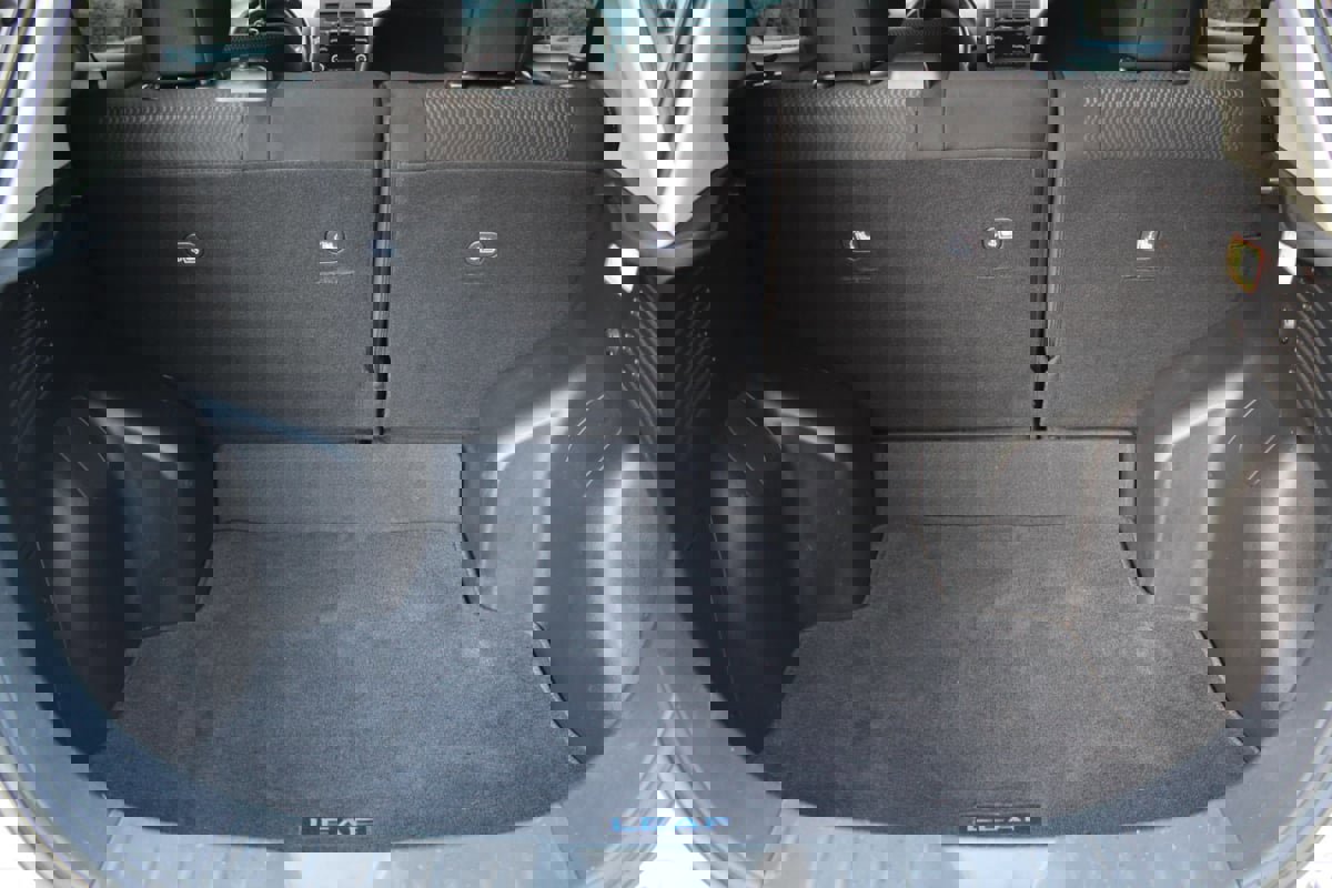 Used 2014 Nissan Leaf S w/ Charge Package image 12