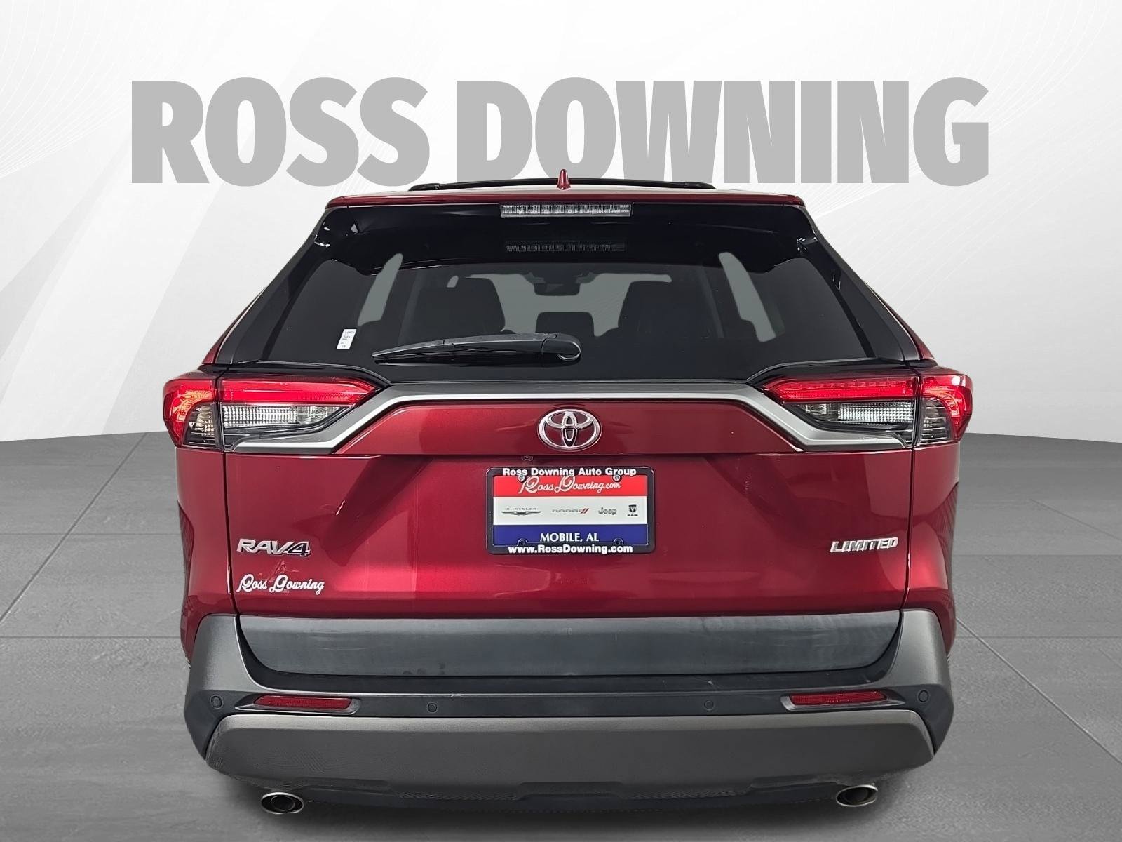 Used 2021 Toyota RAV4 Limited FWD image 5