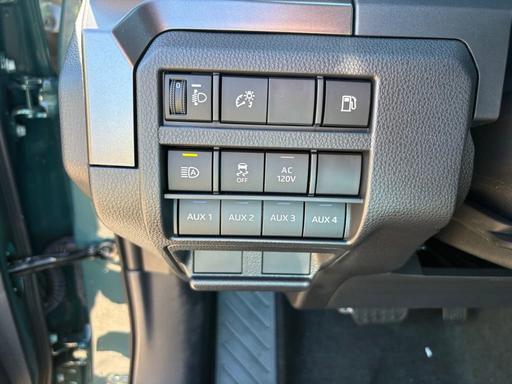 Used 2025 Toyota 4Runner TRD Off-Road image 28