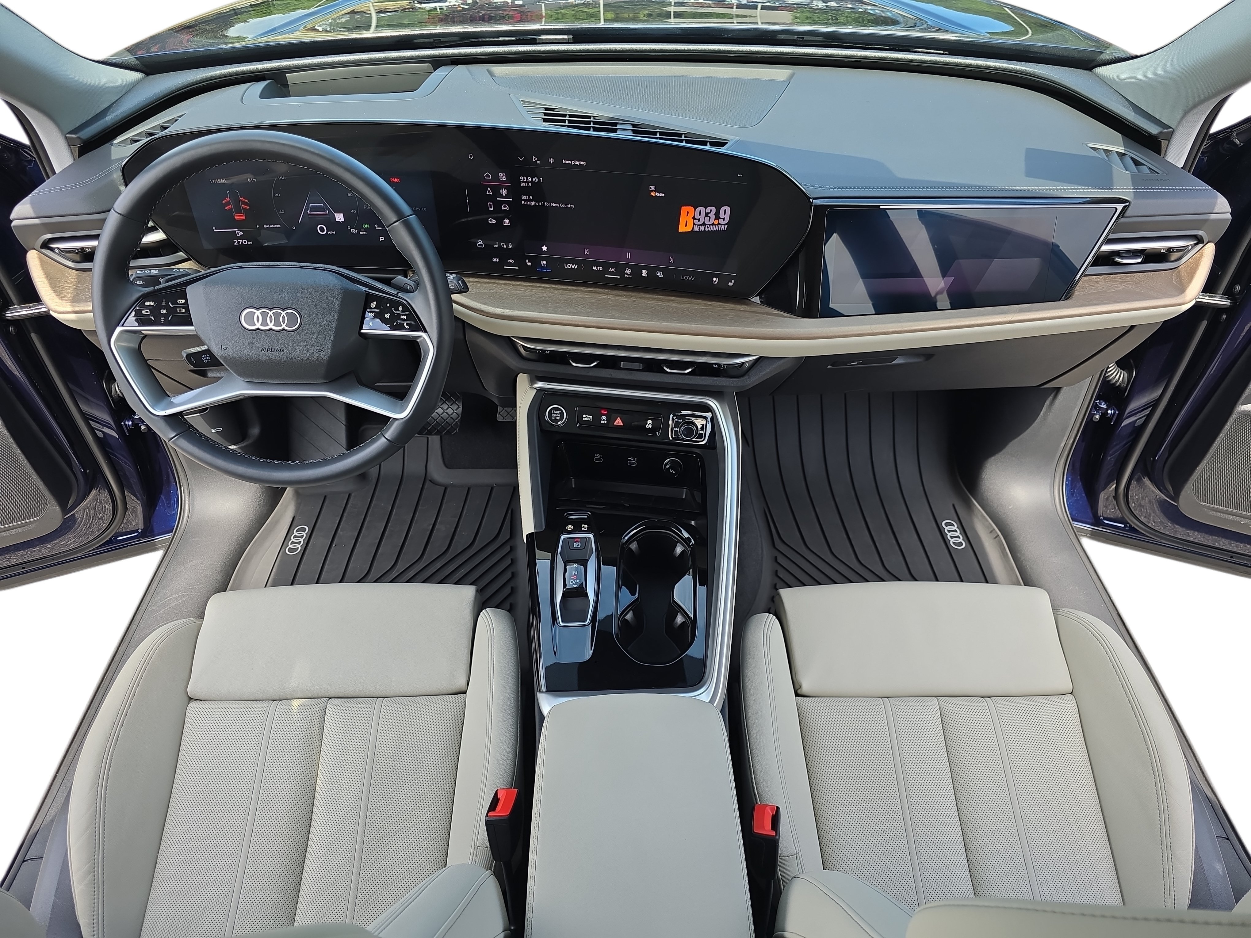 Used 2025 Audi Q5 Prestige AWD/4WD image 9