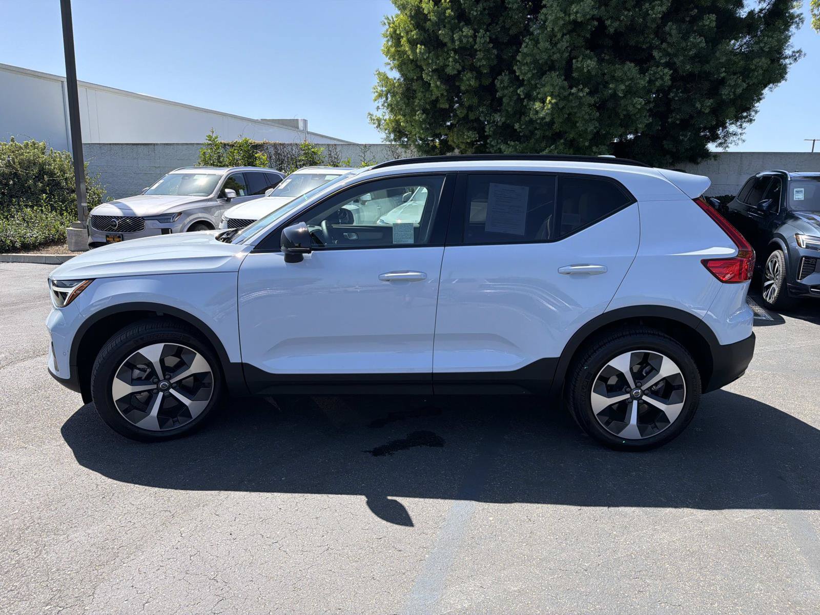 New 2026 Volvo XC40 B5 Plus w/ Protection Package Premier AWD/4WD image 8