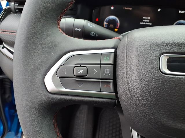 Used 2025 Jeep Compass Trailhawk w/ Trailhawk Elite Group image 19