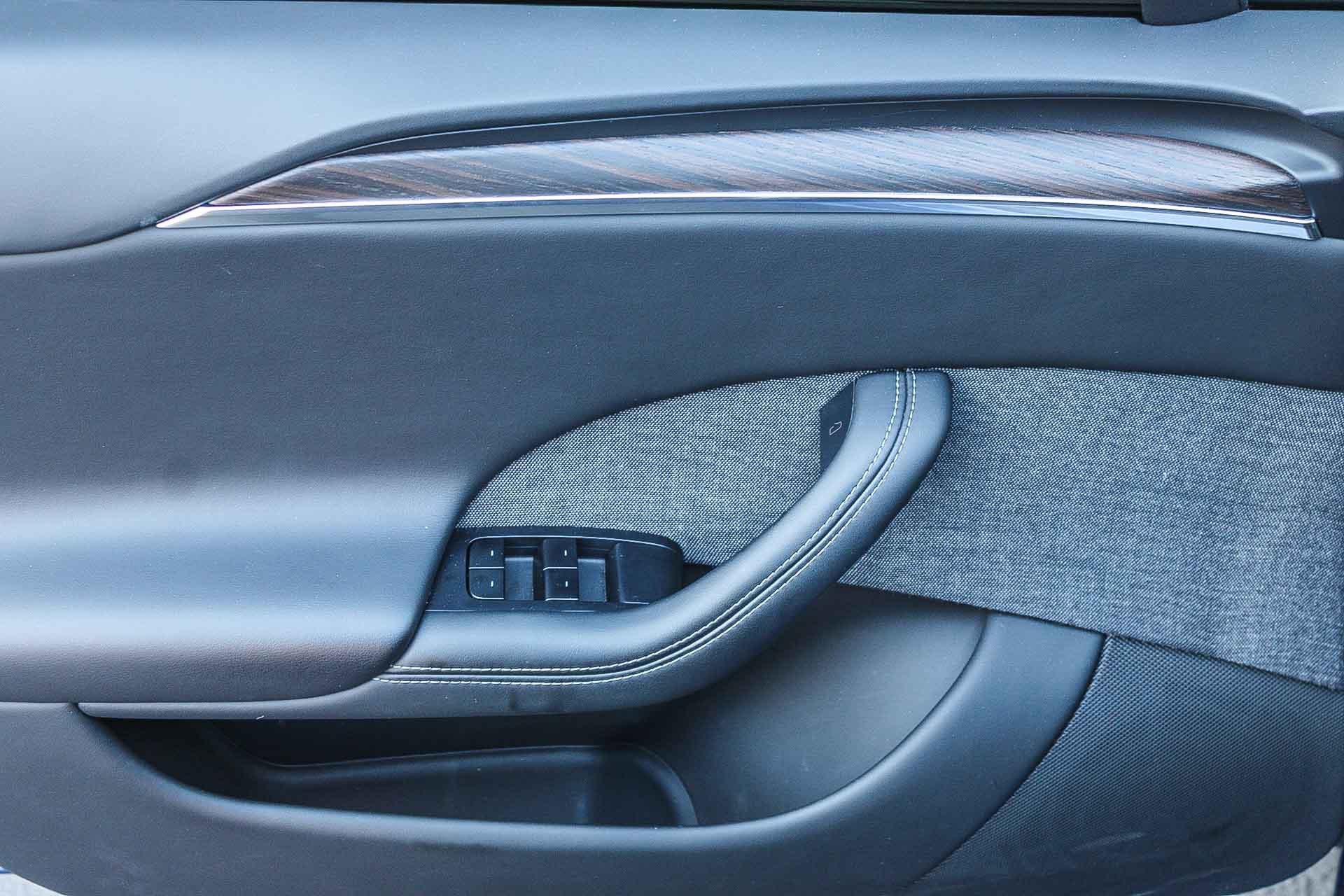 Used 2023 Tesla Model S Standard Range image 21