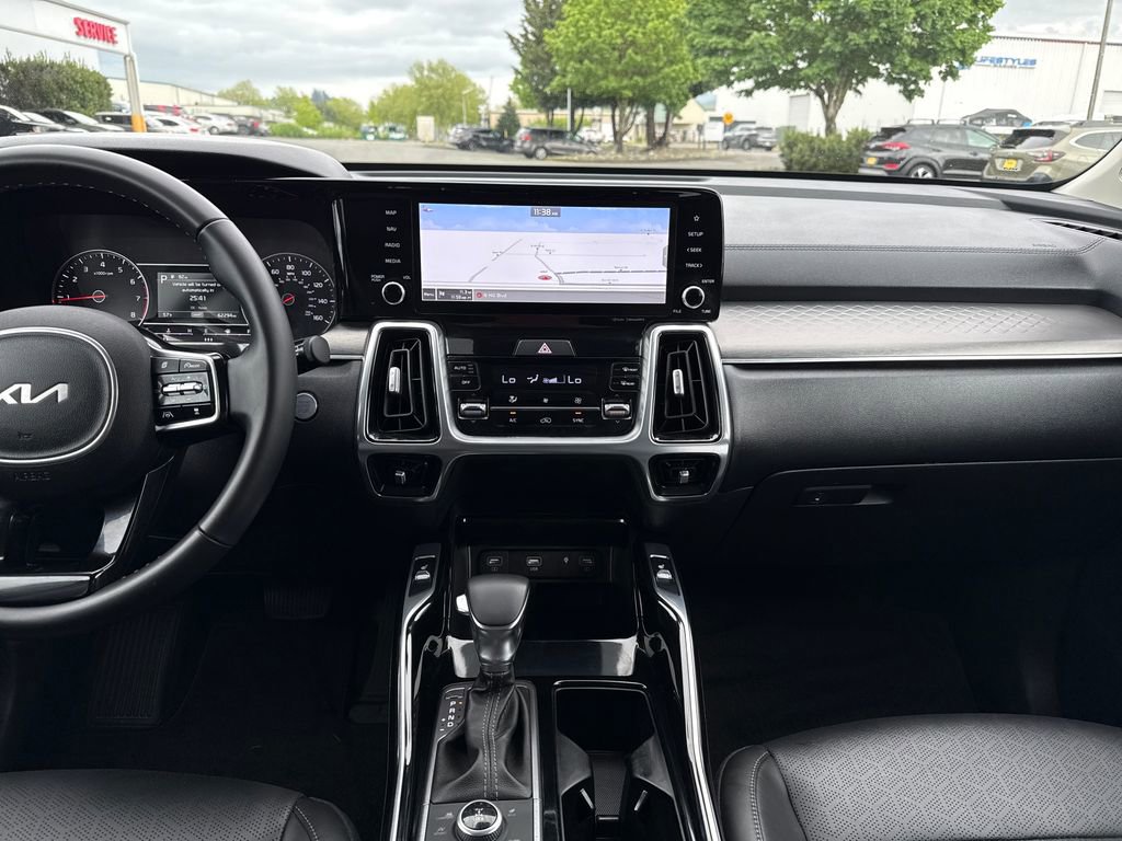 Certified 2022 Kia Sorento SX AWD/4WD image 25