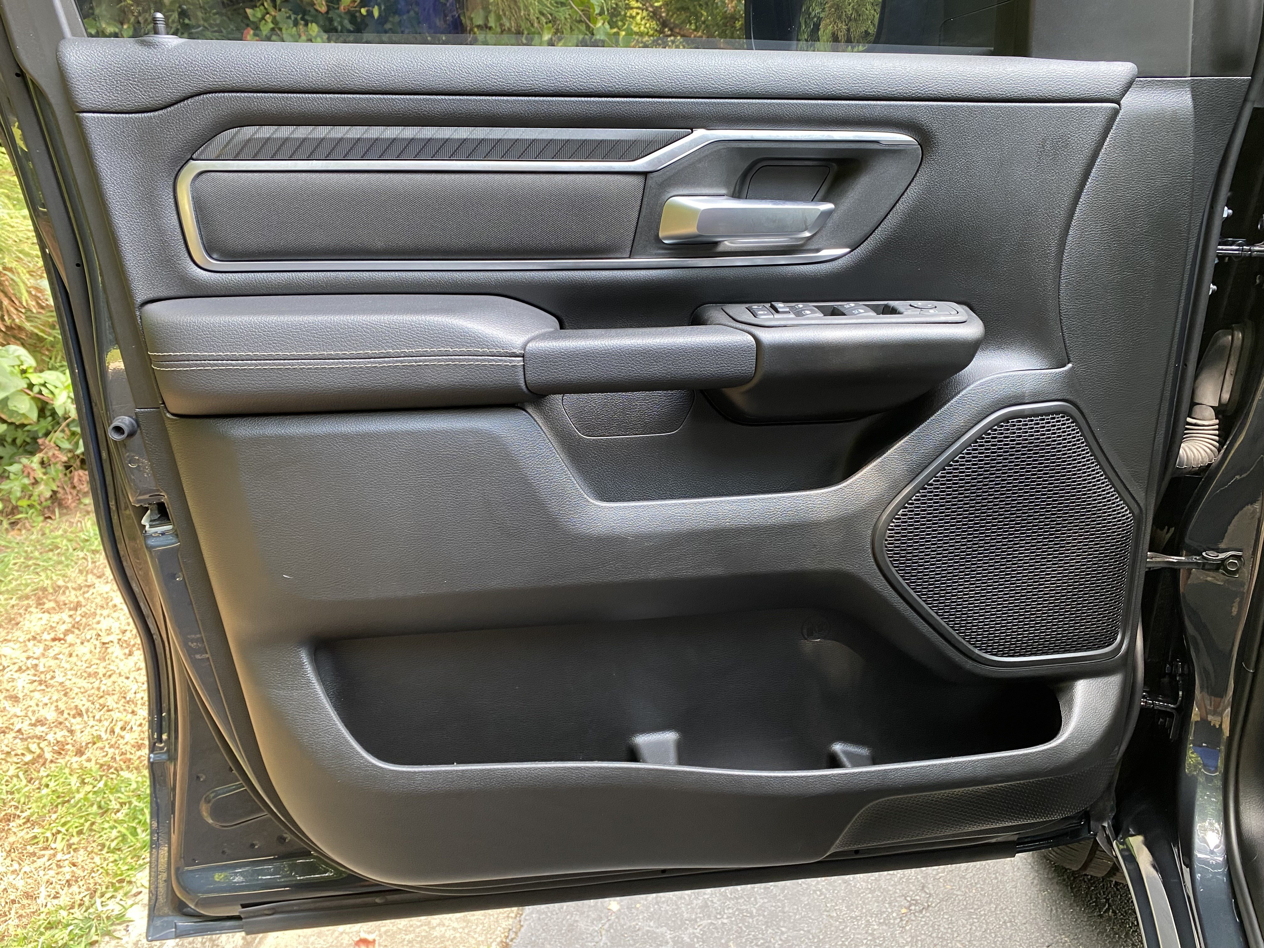 Used 2025 RAM 1500 Big Horn AWD/4WD image 15