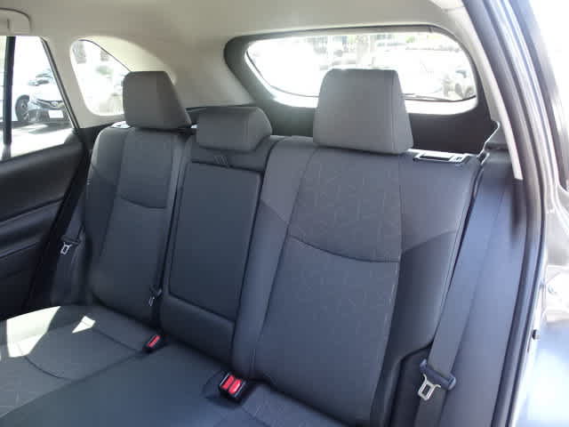 Used 2024 Toyota RAV4 XLE FWD image 21