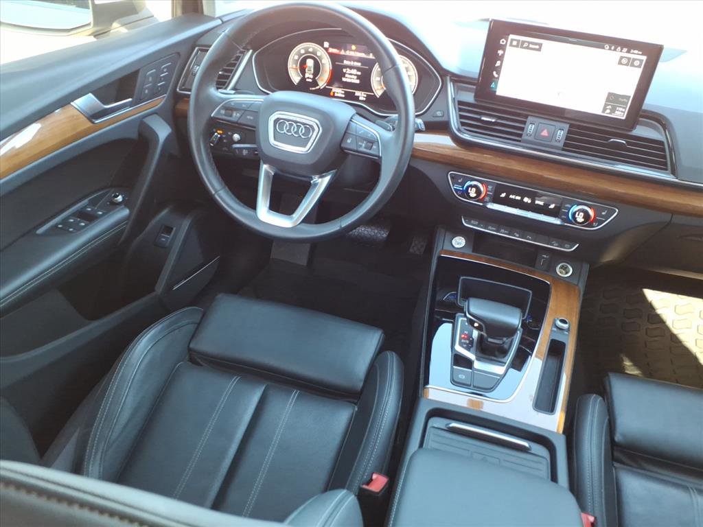 Used 2021 Audi Q5 Prestige w/ Prestige Package image 4