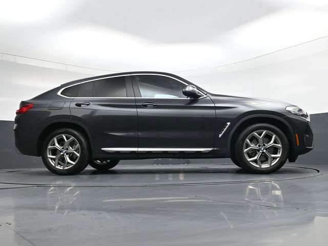 Used 2025 BMW X4 xDrive30i image 30