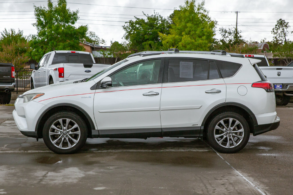 Used 2017 Toyota RAV4 Limited w/ Advanced Technology Package AWD/4WD image 8