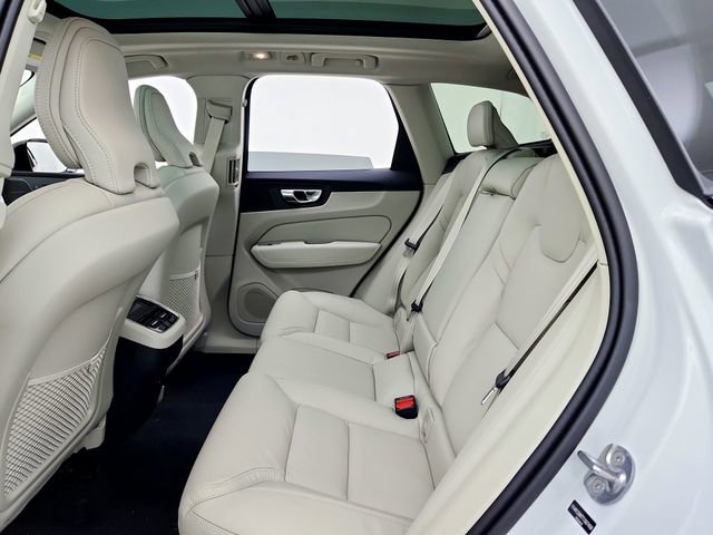 New 2026 Volvo XC60 B5 Ultra w/ Protection Package Premier image 28