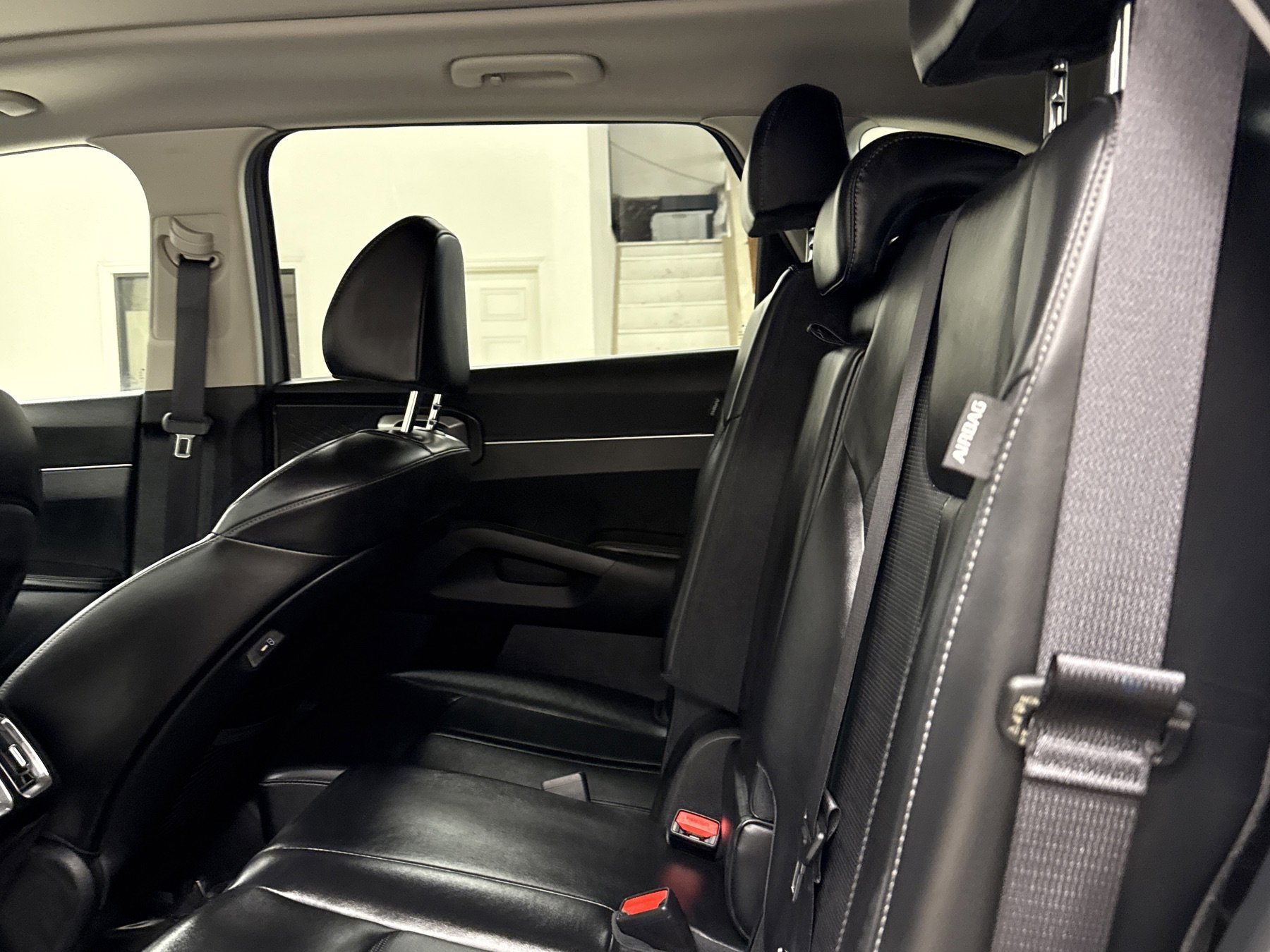 Used 2025 Kia Sorento S w/ Panoramic Sunroof Package image 13