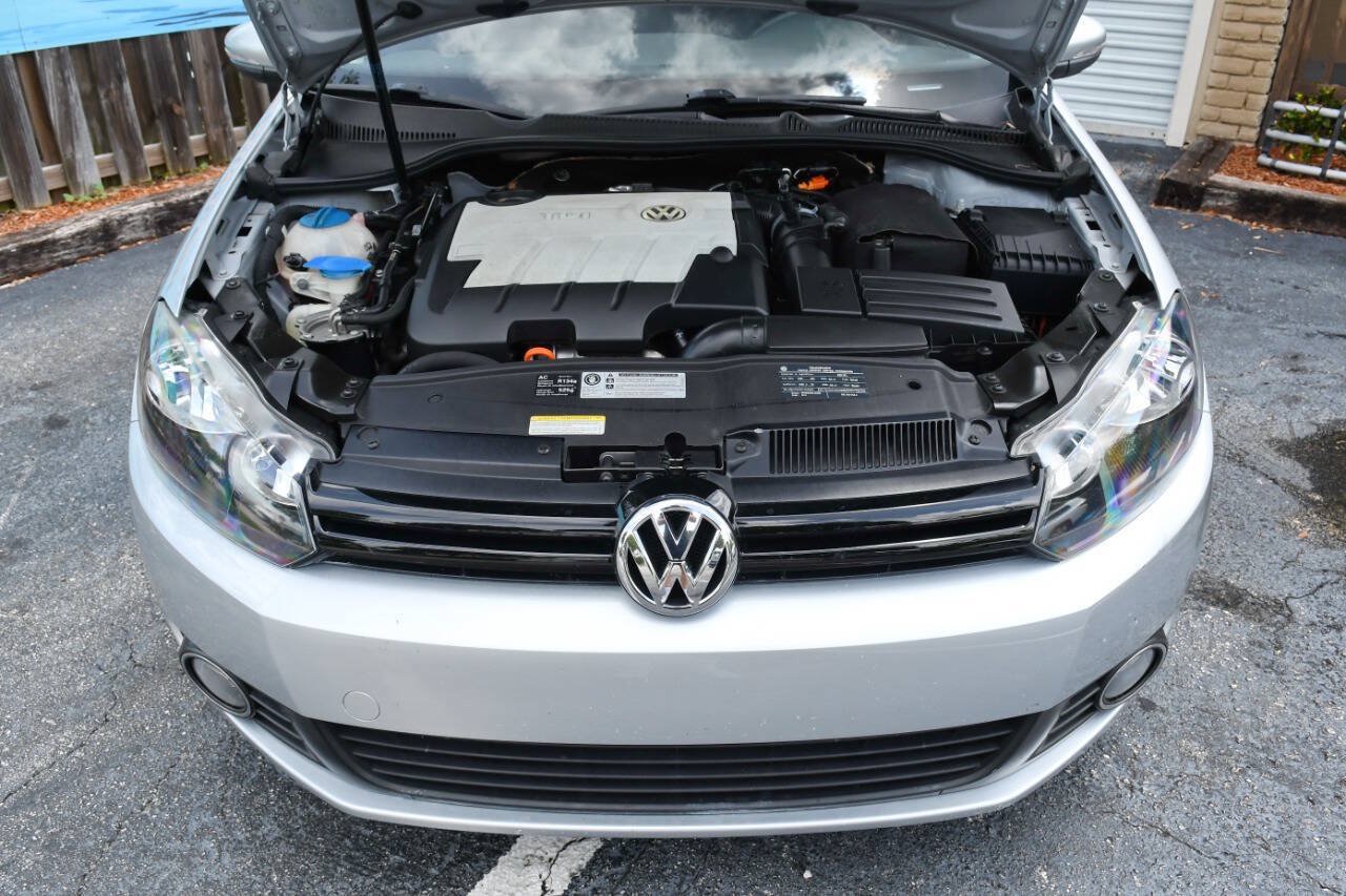 Used 2011 Volkswagen Golf TDI FWD image 27