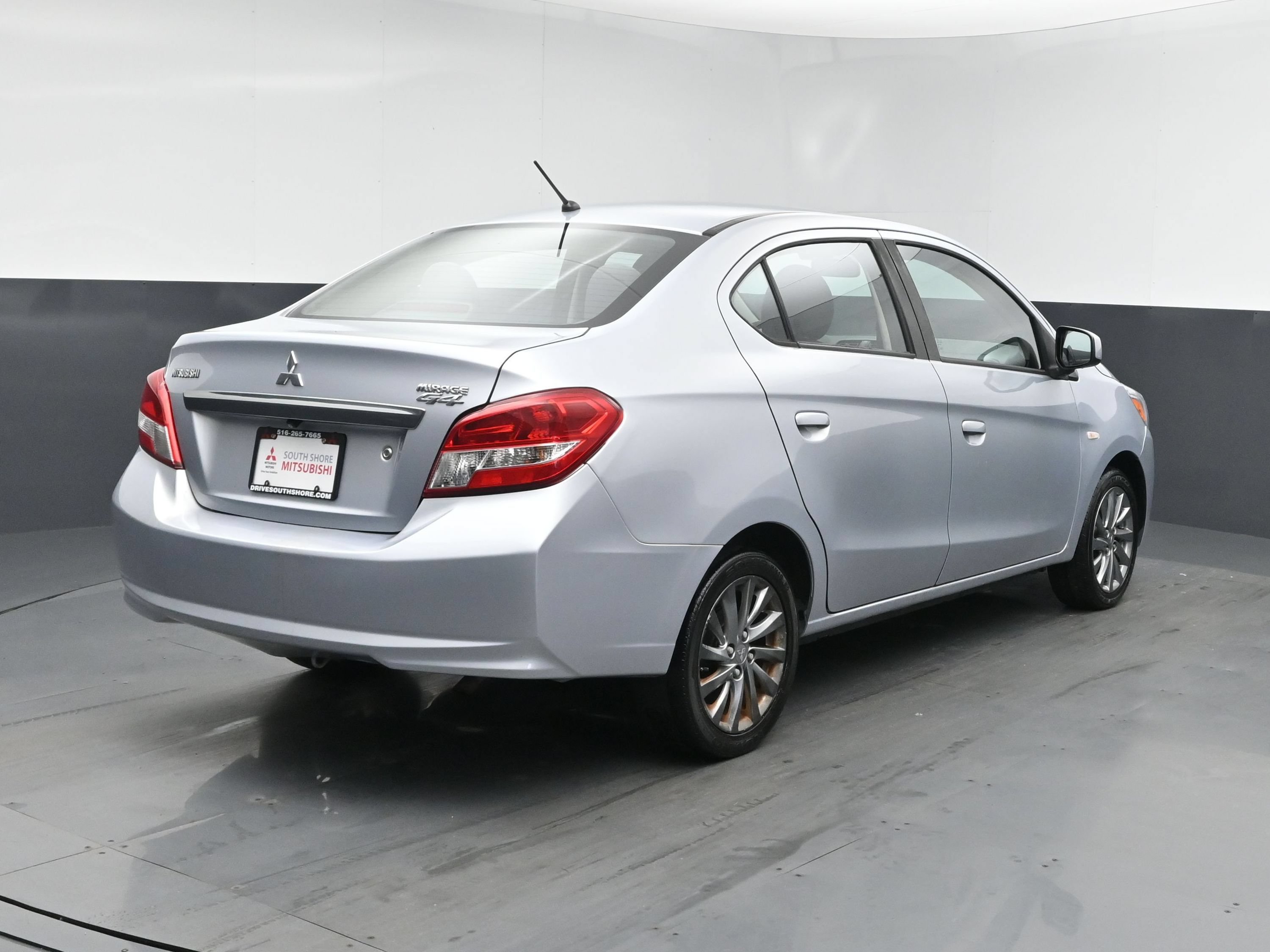 Used 2018 Mitsubishi Mirage G4 ES FWD image 18