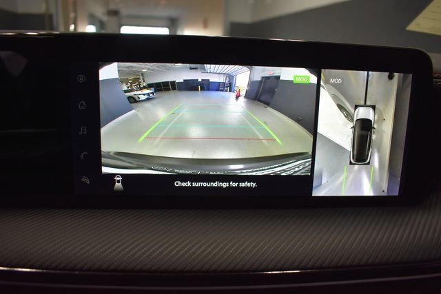 Certified 2025 Nissan Kicks SR image 22